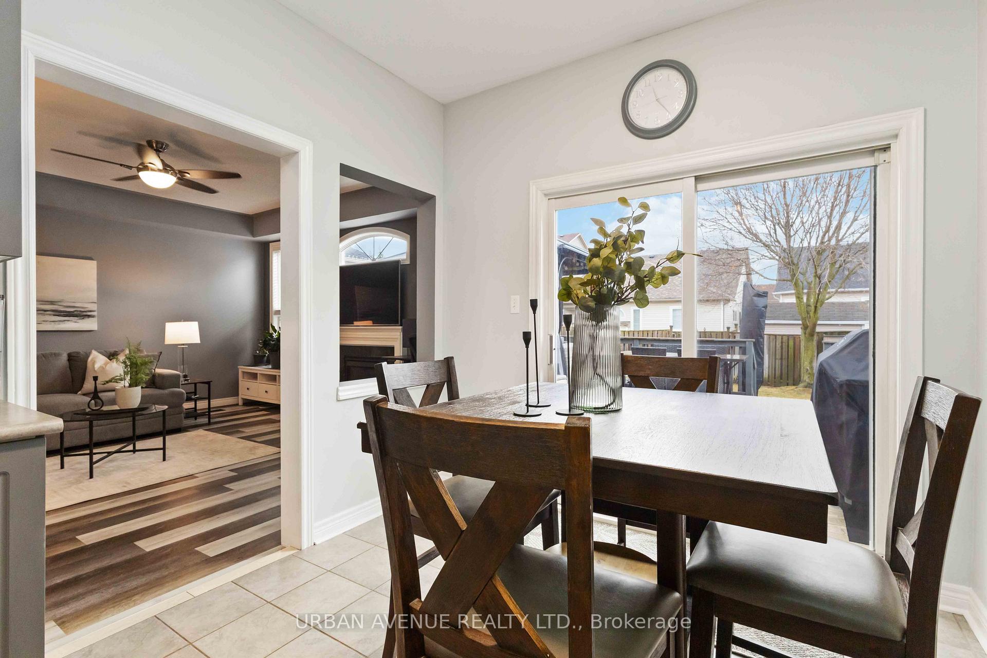 Photo 6 of 25 Bianca Drive, Whitby, Brooklin — HOMEH
