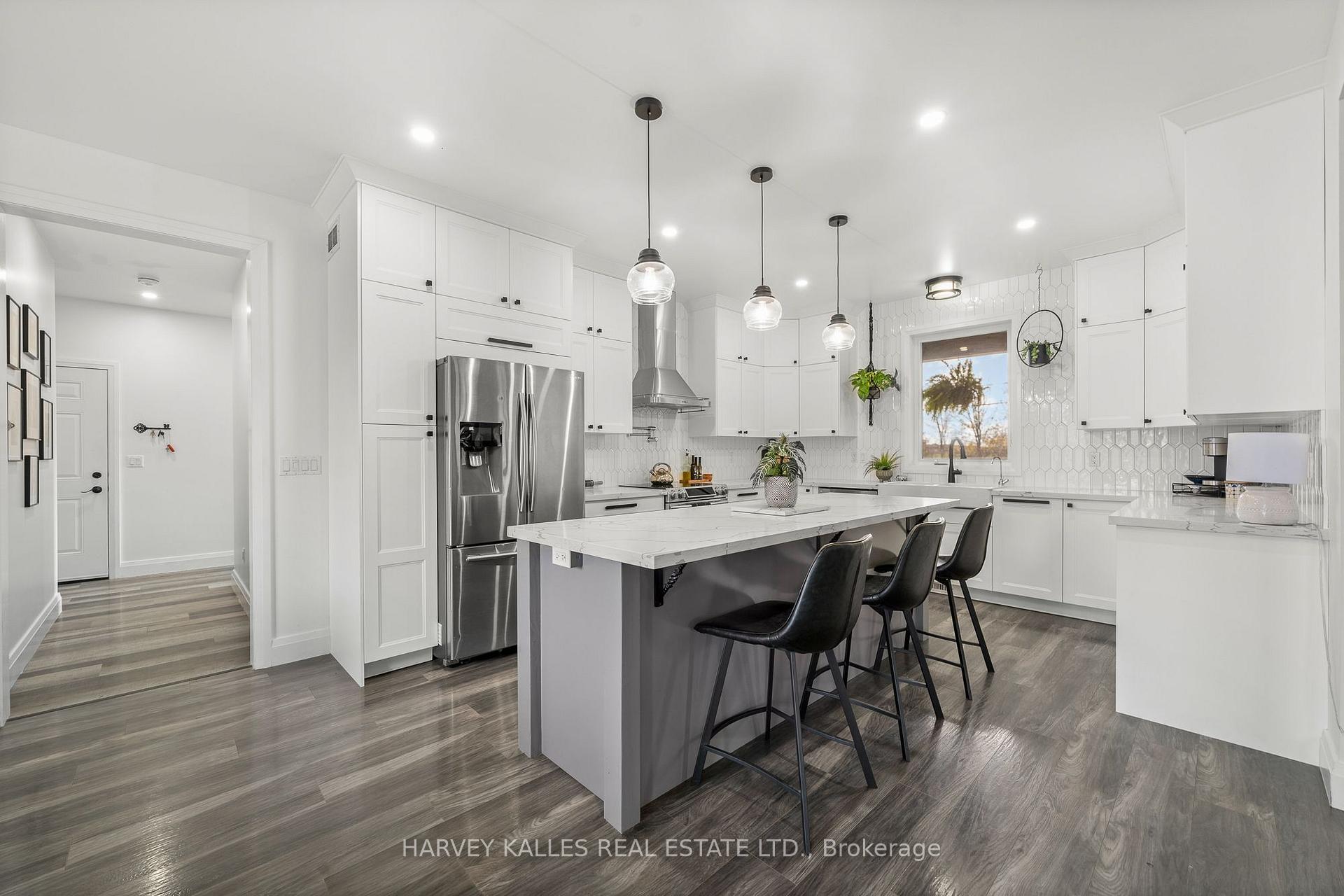 Photo 11 of 2100 County Rd 1, Prince Edward County, Hallowell Ward — HOMEH