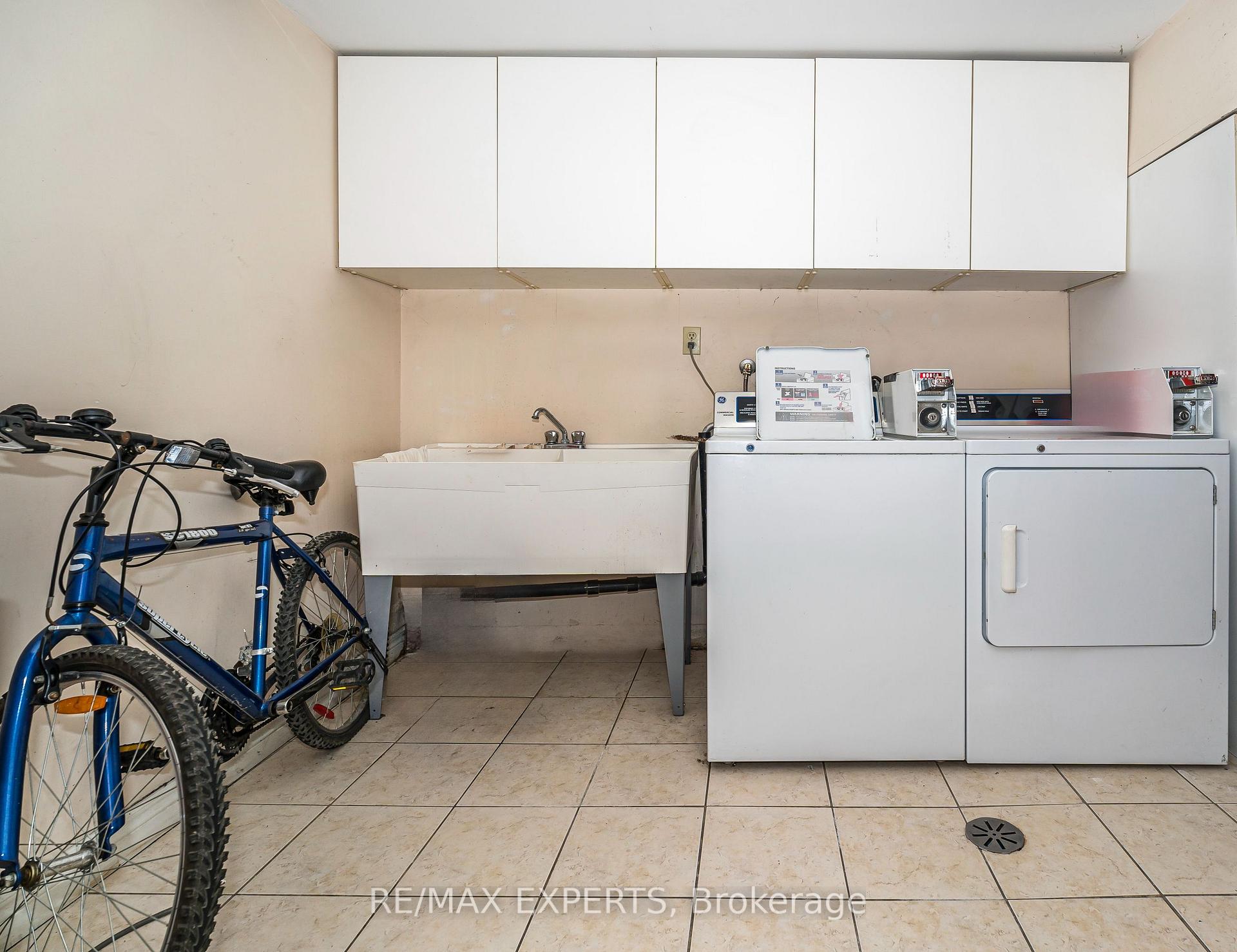 Photo 20 of Unit 1, 8310 Islington Avenue, Vaughan, Islington Woods — HOMEH
