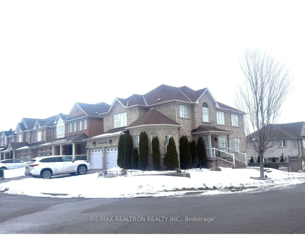 Photo 1 of 1 Edison Drive, Vaughan, Patterson — HOMEH