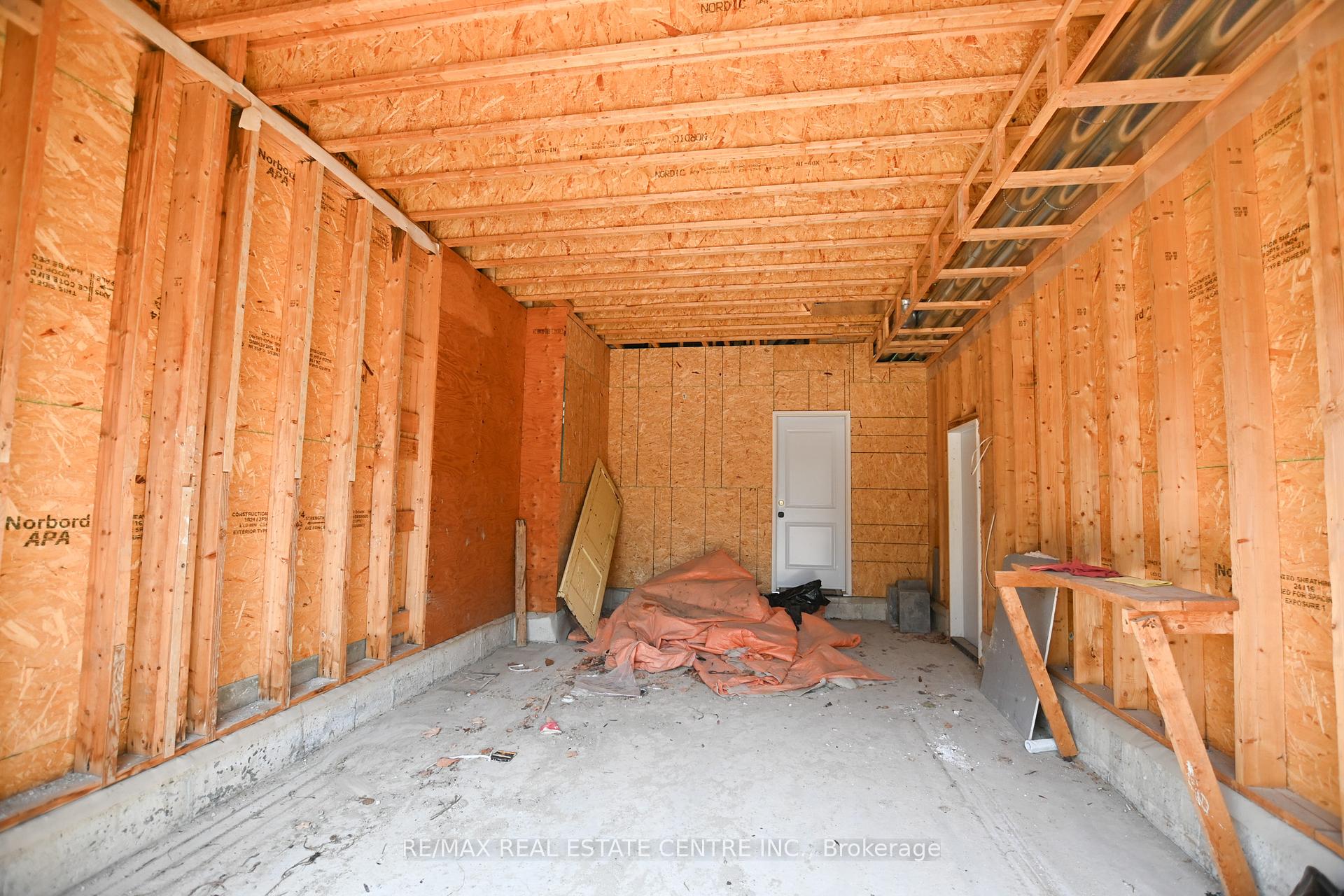 Photo 32 of 26 Rainbow Drive, Vaughan, West Woodbridge — HOMEH