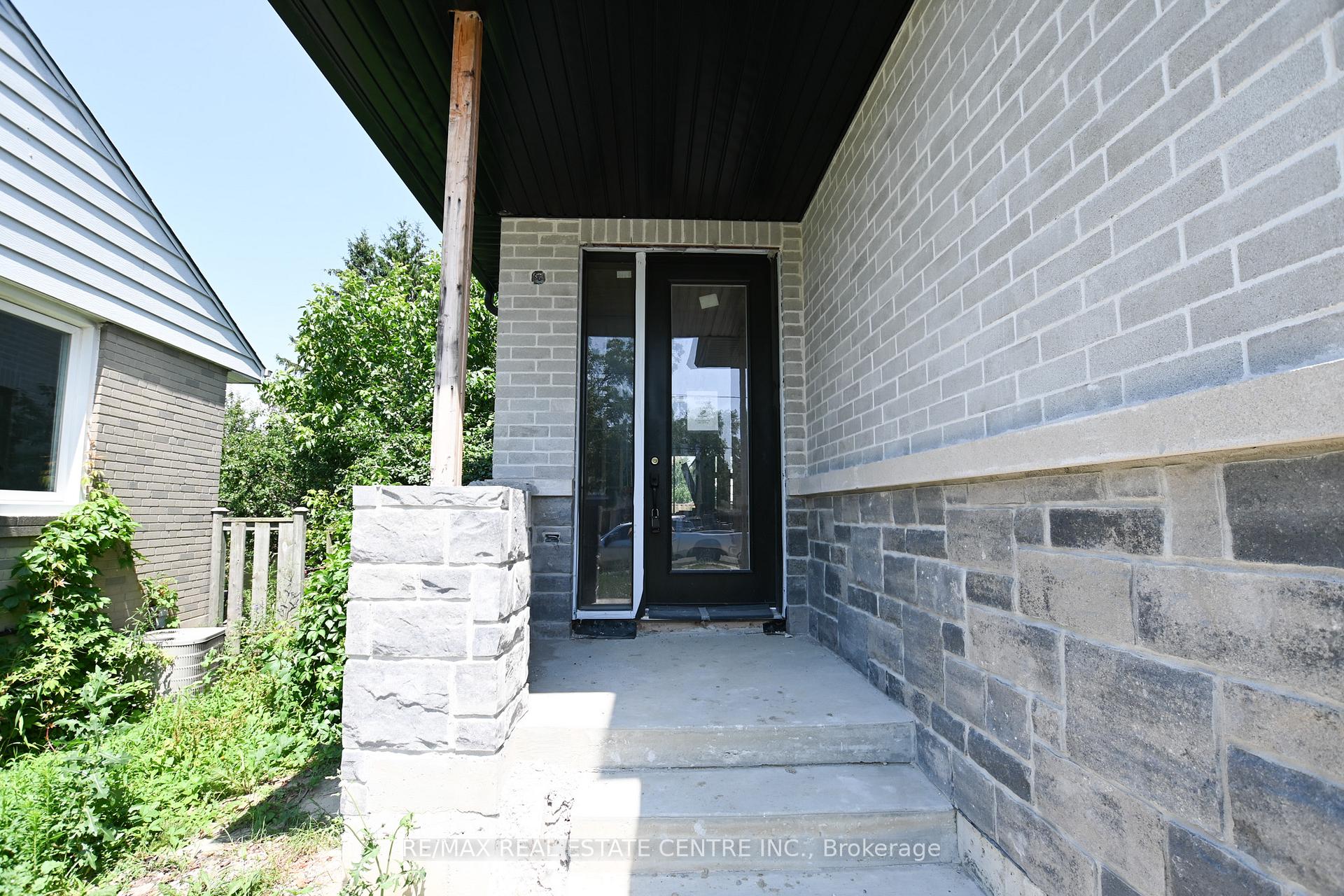 Photo 34 of 26 Rainbow Drive, Vaughan, West Woodbridge — HOMEH