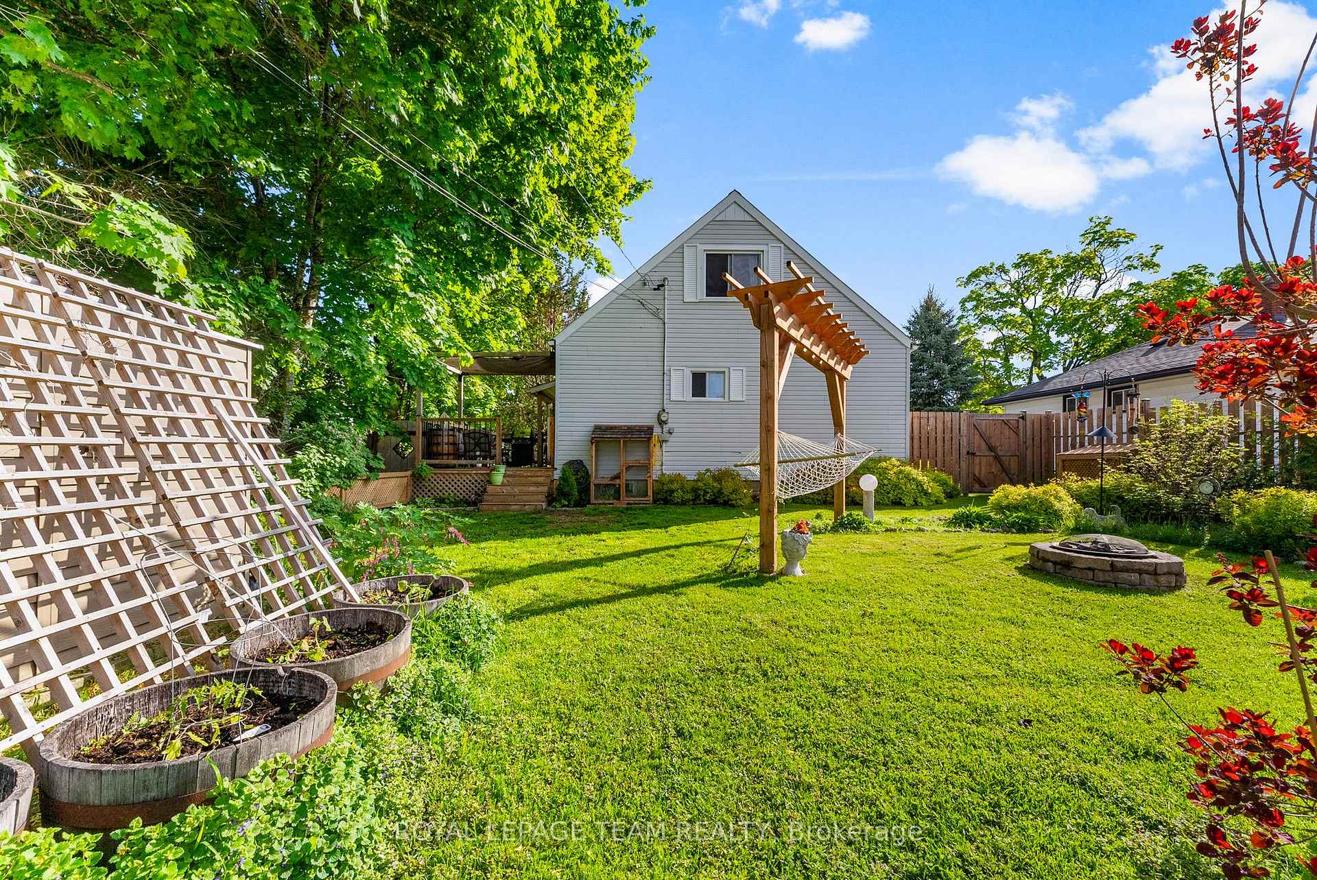 Photo 29 of 103 Third Avenue, Arnprior — HOMEH