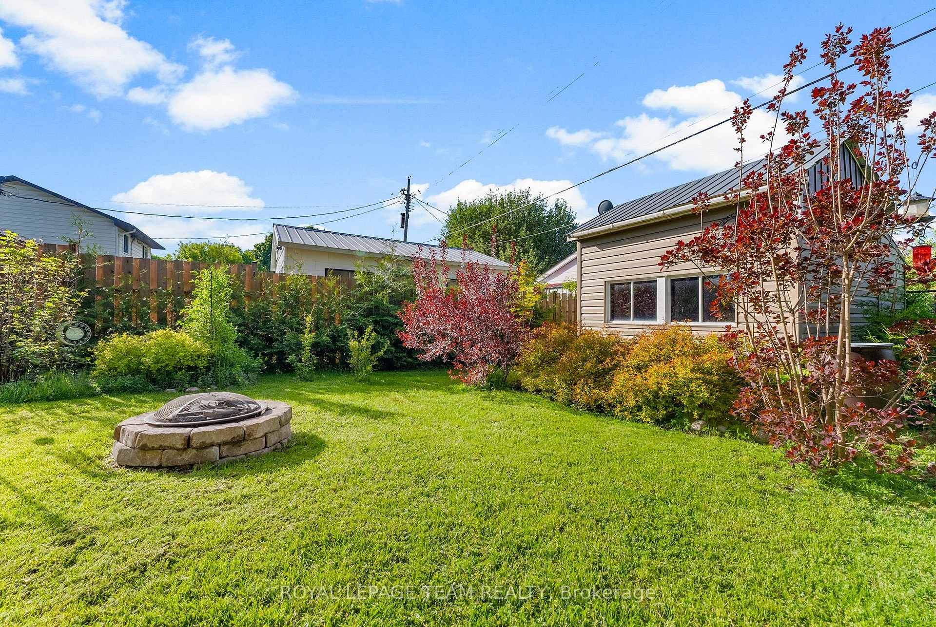Photo 32 of 103 Third Avenue, Arnprior — HOMEH