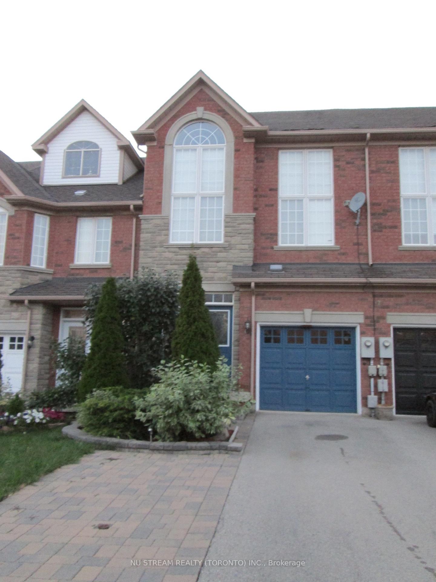 Photo 1 of 130 Foxchase Avenue, Vaughan, East Woodbridge — HOMEH