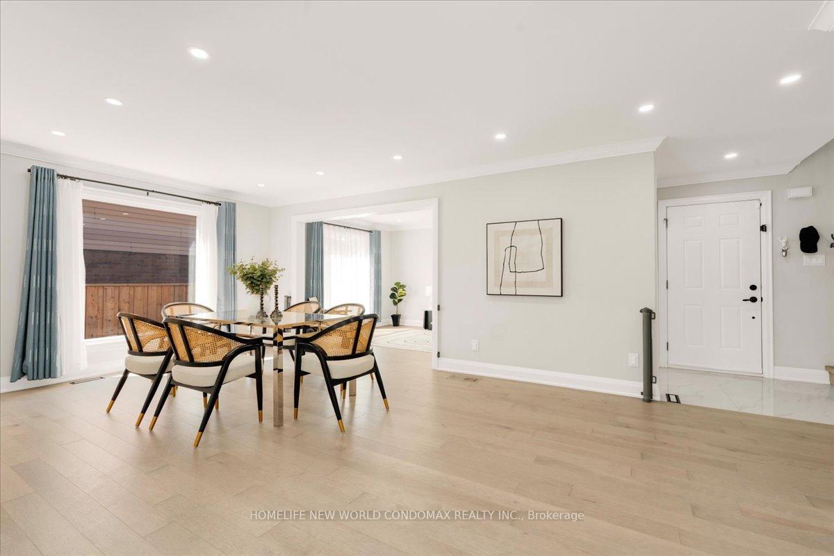 Photo 10 of 3 Bird Crescent, Ajax, Central — HOMEH