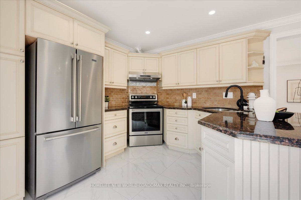 Photo 20 of 3 Bird Crescent, Ajax, Central — HOMEH