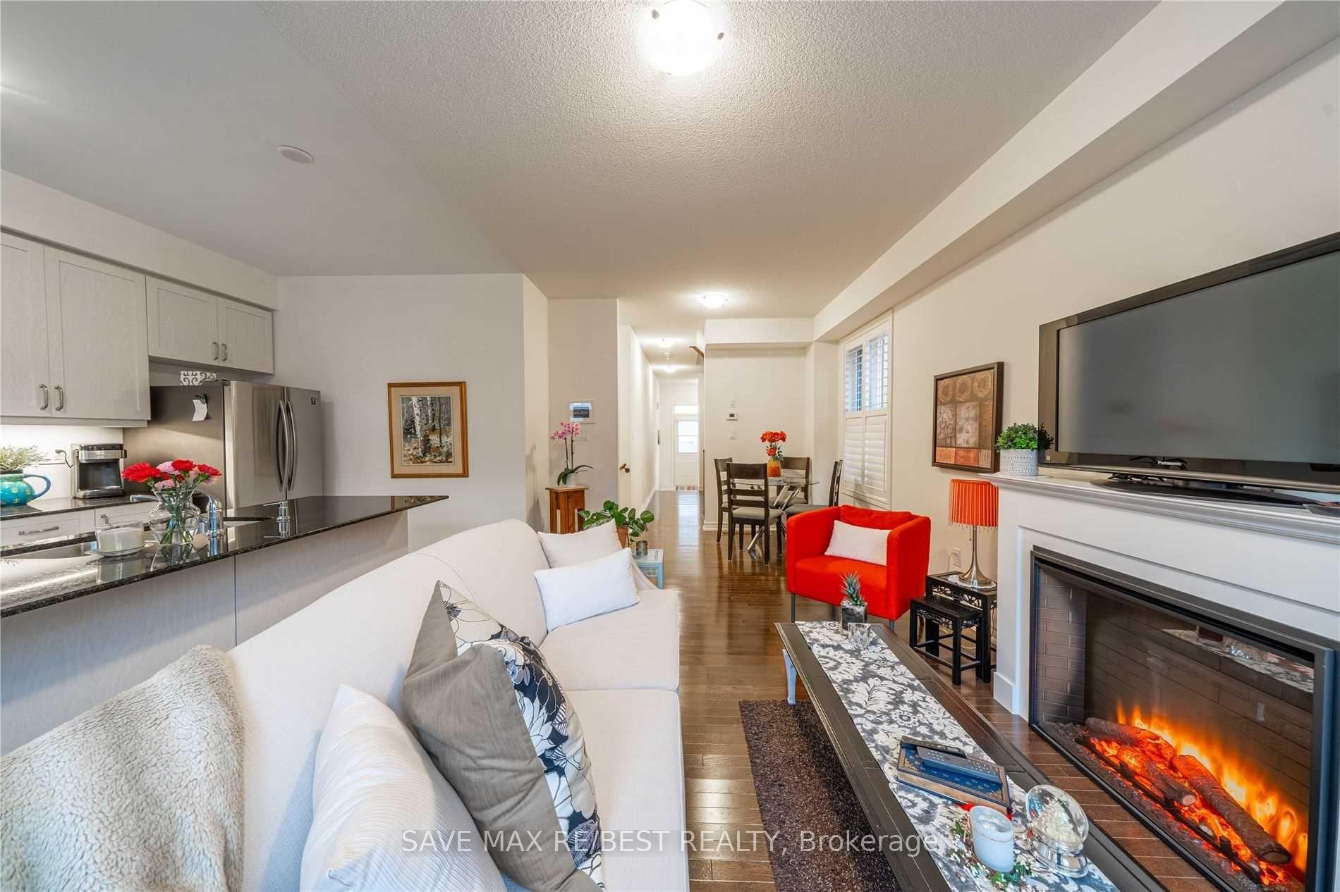 Photo 14 of 35 Conarty Crescent, Whitby, Williamsburg — HOMEH