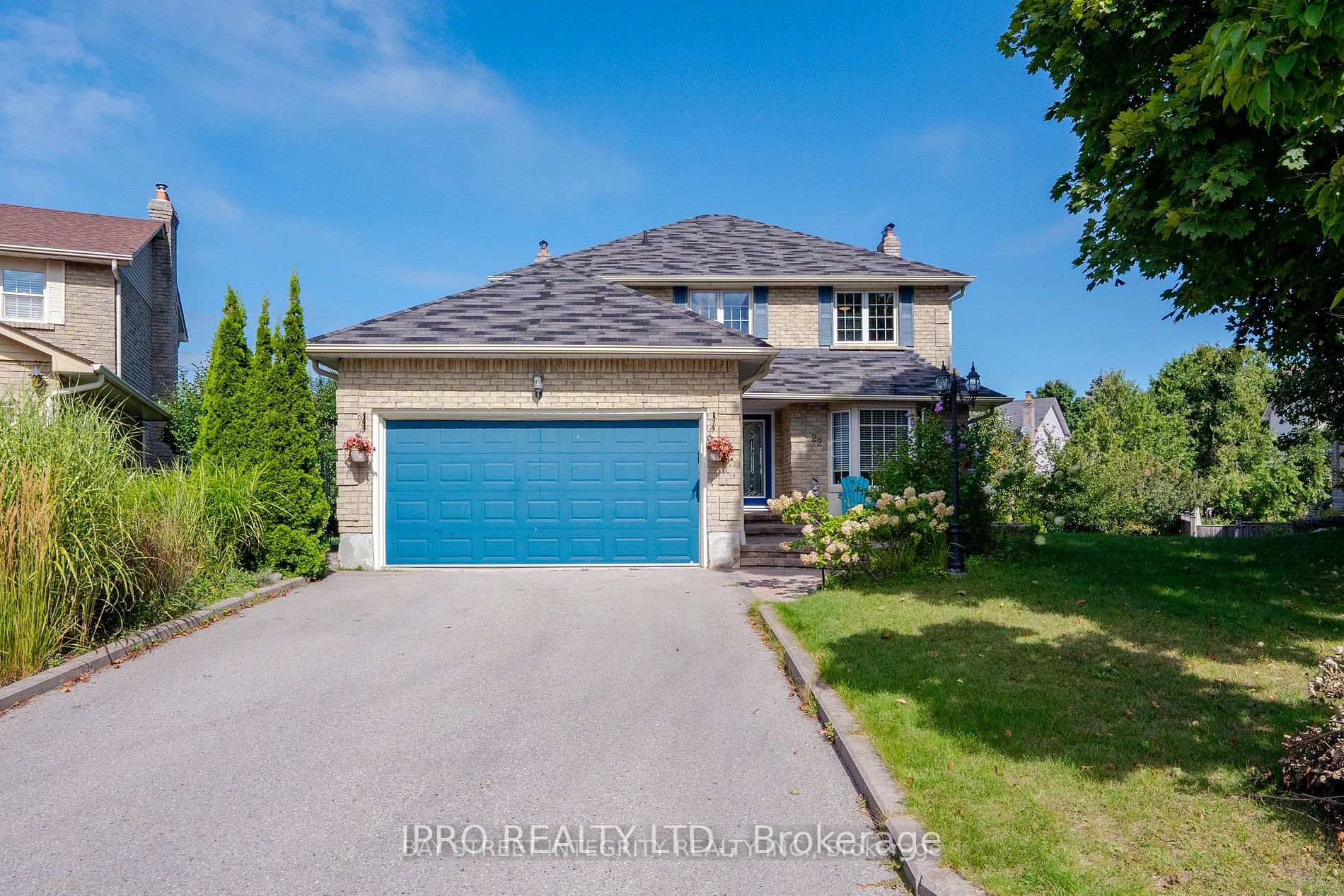 Photo 1 of 22 Hawley Crescent, Whitby, Blue Grass Meadows — HOMEH
