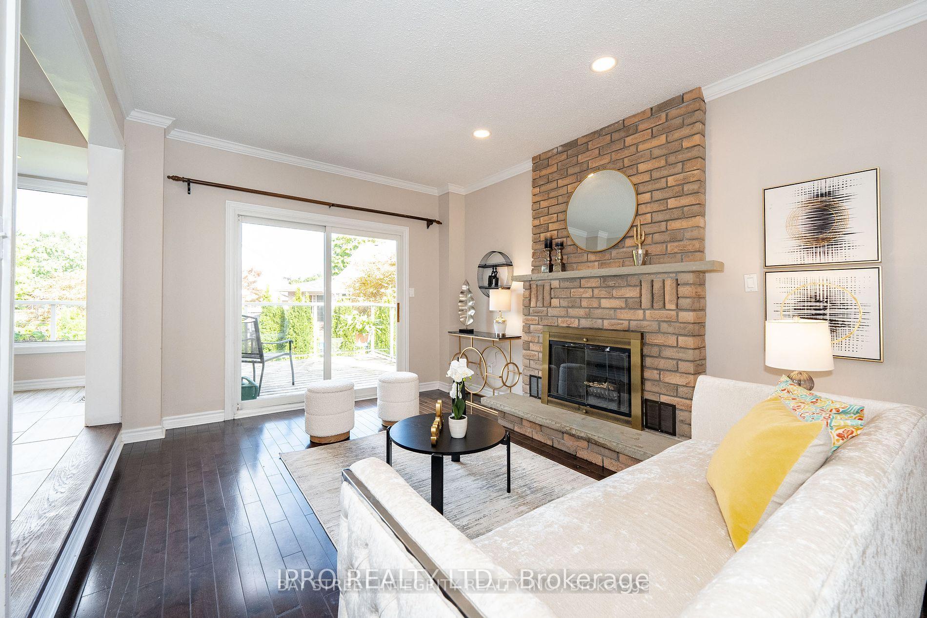 Photo 9 of 22 Hawley Crescent, Whitby, Blue Grass Meadows — HOMEH