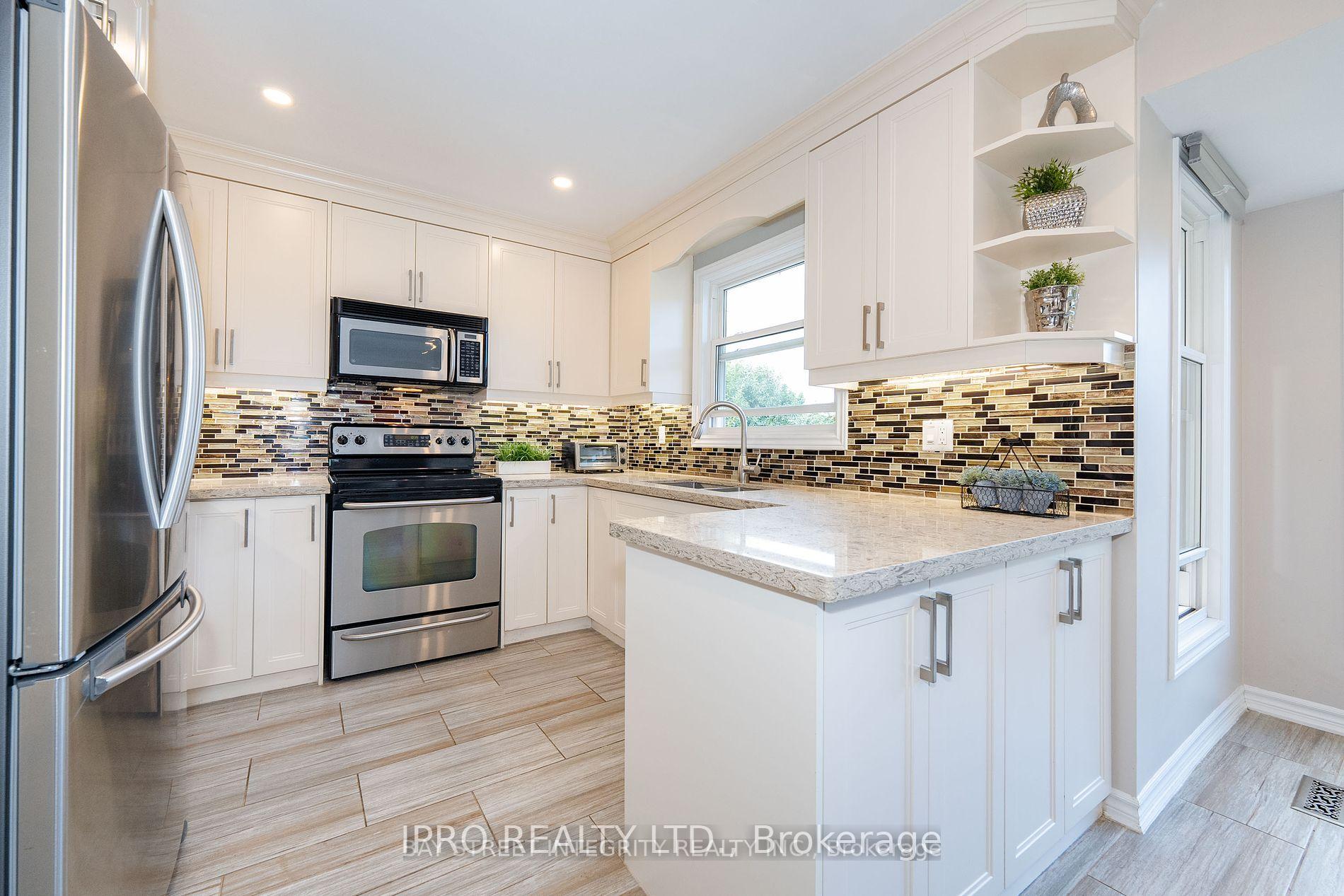 Photo 12 of 22 Hawley Crescent, Whitby, Blue Grass Meadows — HOMEH
