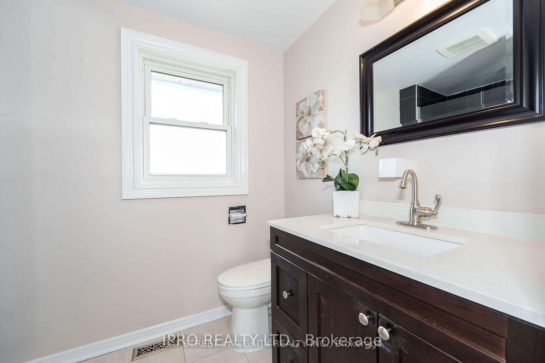 Photo 22 of 22 Hawley Crescent, Whitby, Blue Grass Meadows — HOMEH