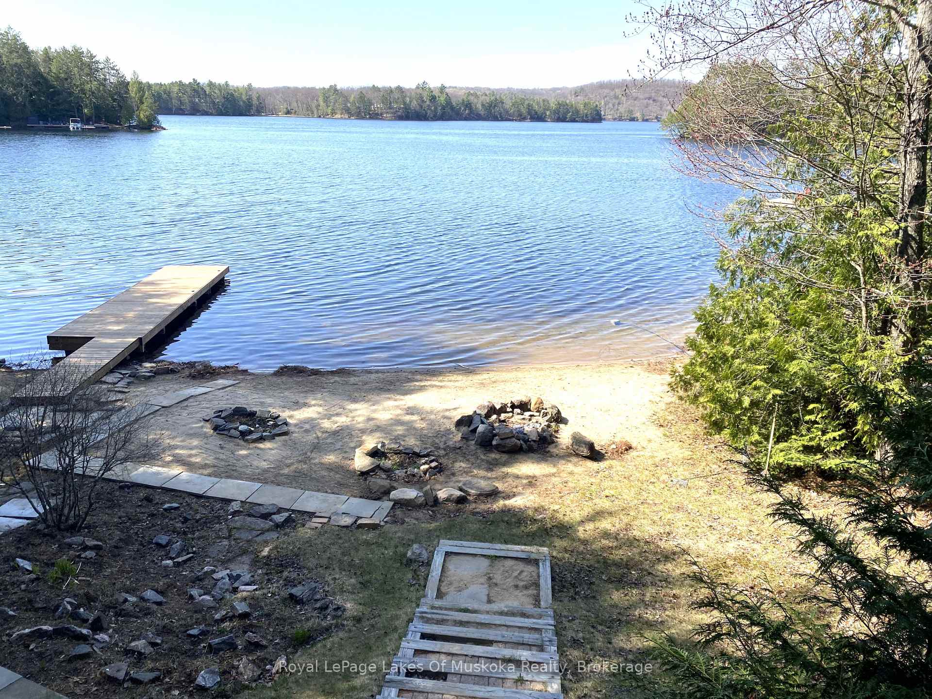 Photo 3 of 1011 Hollow Point Drive N, Algonquin Highlands, Sherborne — HOMEH