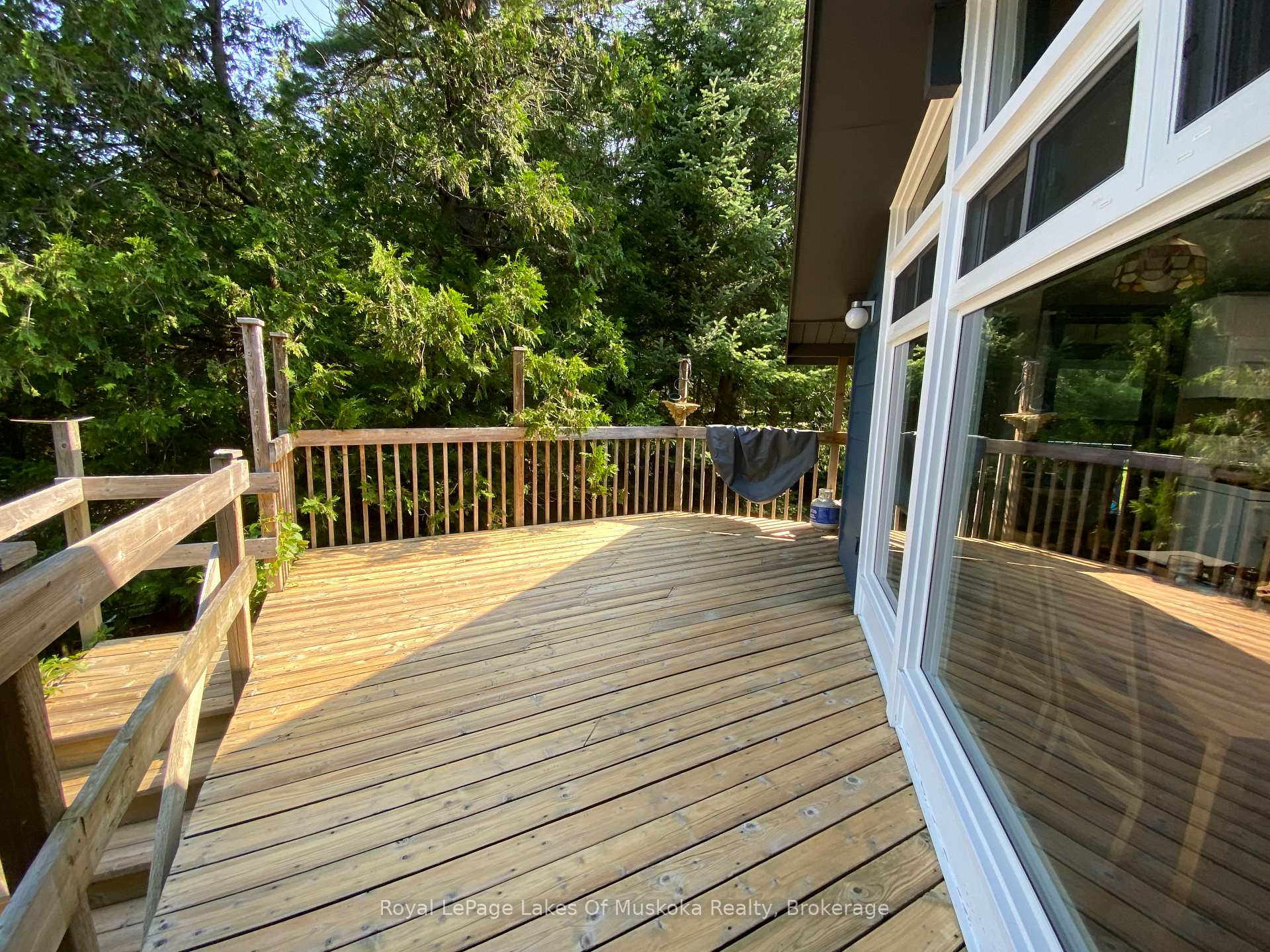 Photo 9 of 1011 Hollow Point Drive N, Algonquin Highlands, Sherborne — HOMEH