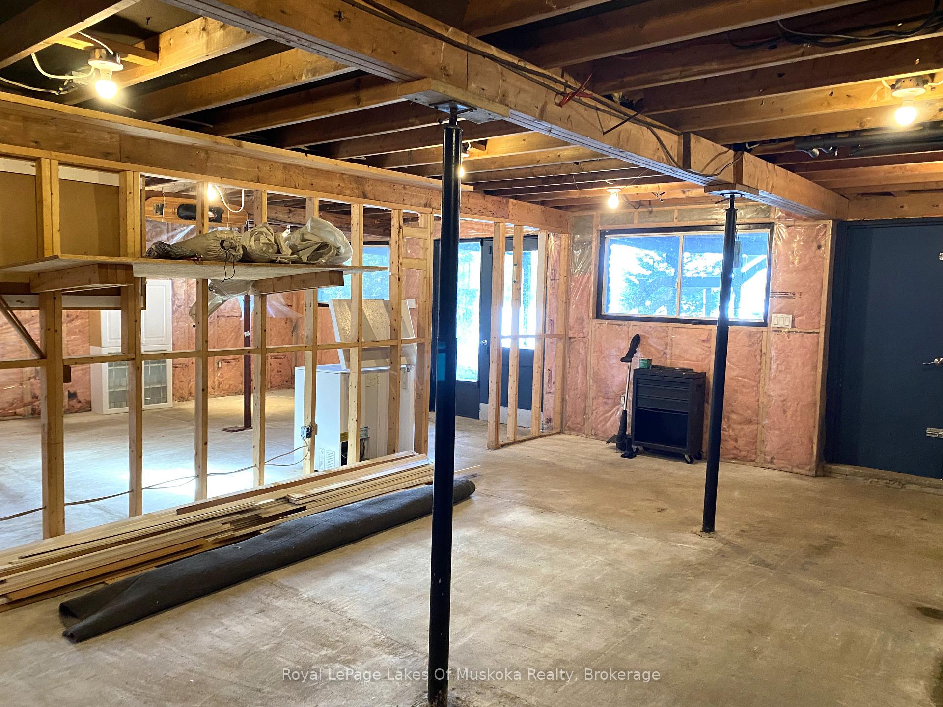 Photo 21 of 1011 Hollow Point Drive N, Algonquin Highlands, Sherborne — HOMEH