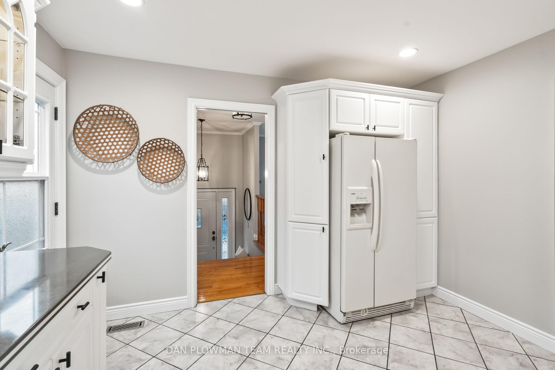 Photo 13 of 22 Gerrie Court, Whitby, Lynde Creek — HOMEH