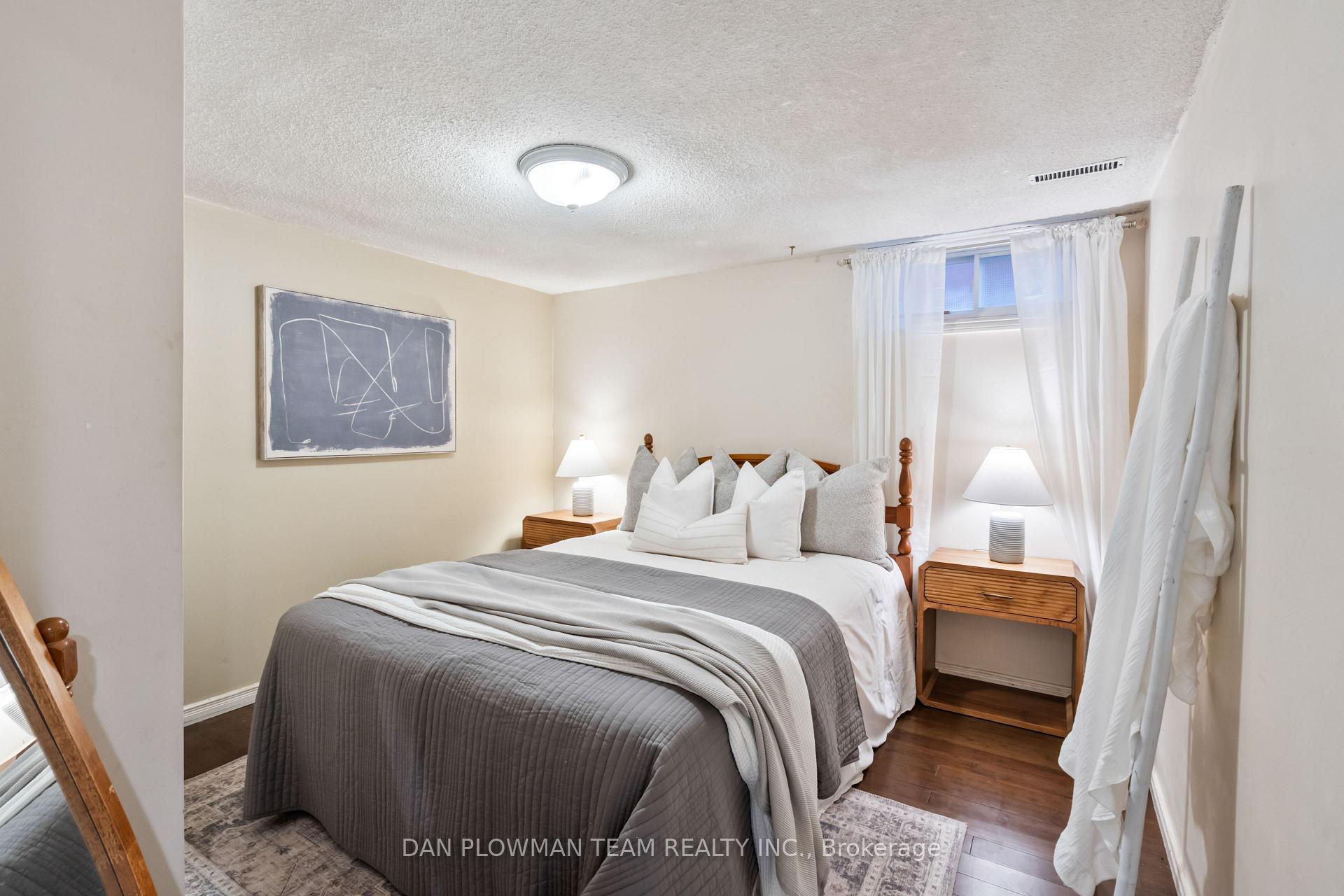 Photo 32 of 22 Gerrie Court, Whitby, Lynde Creek — HOMEH