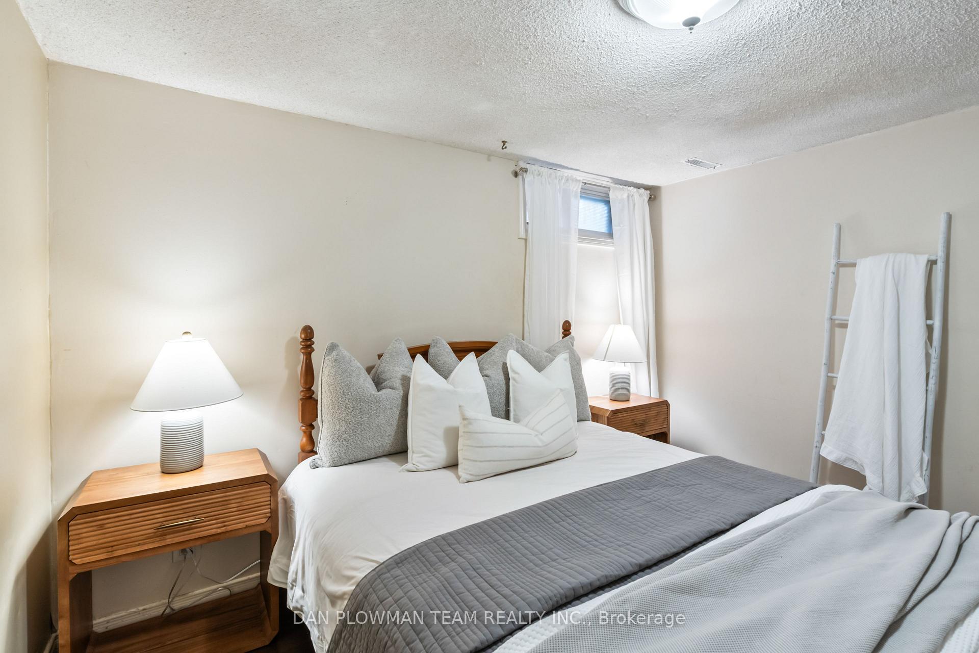 Photo 33 of 22 Gerrie Court, Whitby, Lynde Creek — HOMEH