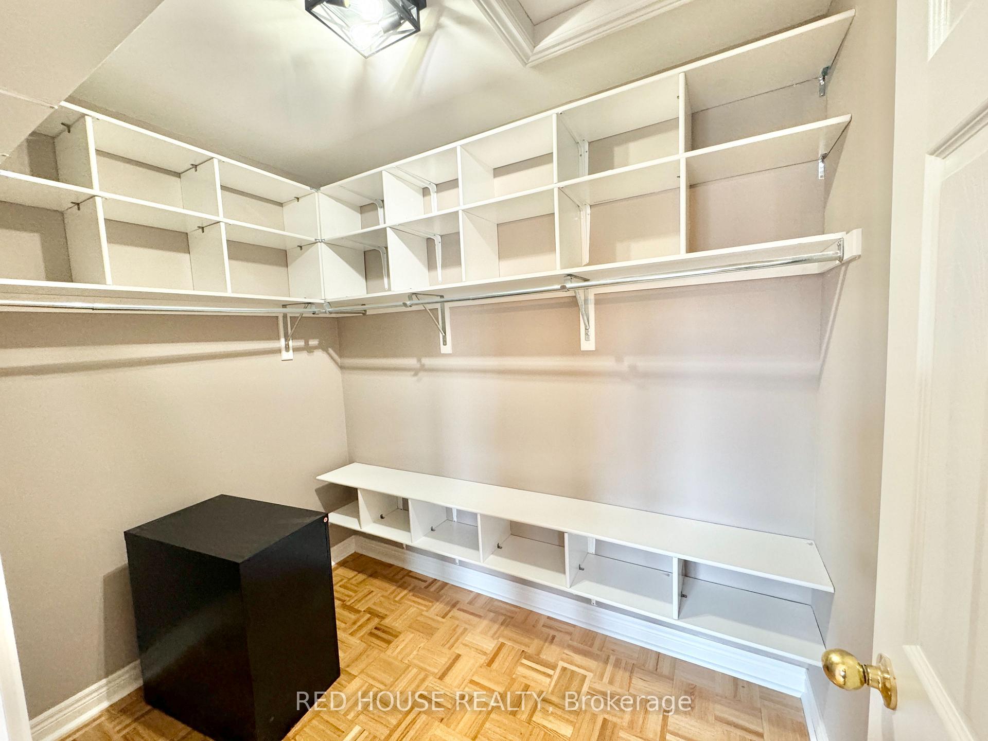 Photo 19 of 54 Strauss Road, Vaughan, Patterson — HOMEH