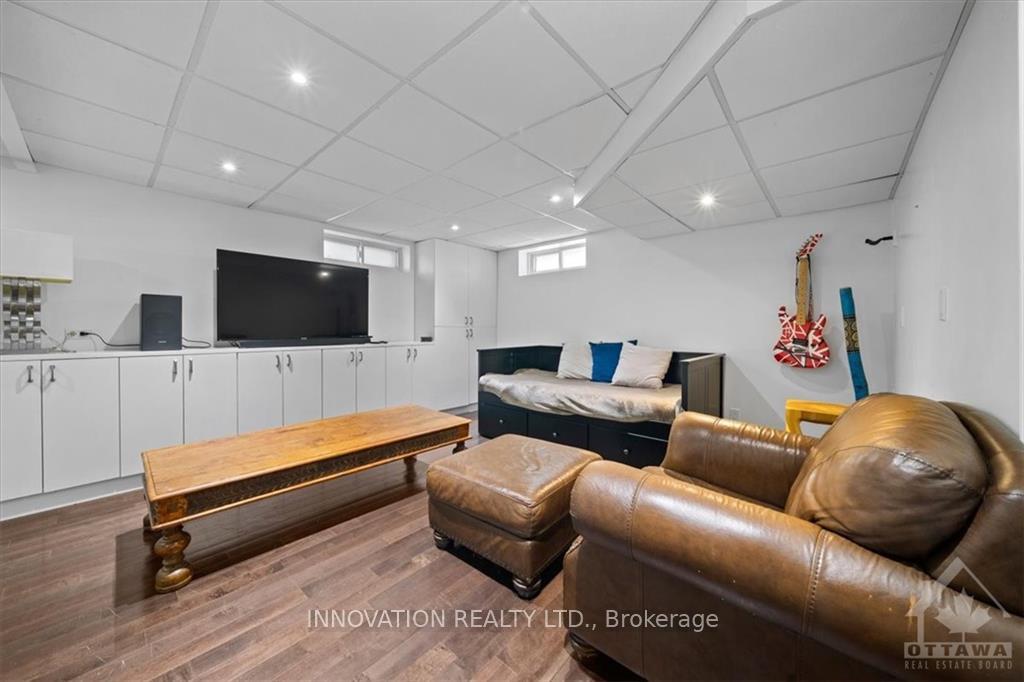 Photo 13 of 1605 Digby Street, Ottawa, Riverview Park — HOMEH