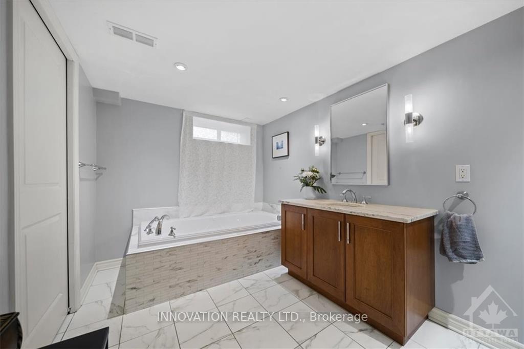 Photo 15 of 1605 Digby Street, Ottawa, Riverview Park — HOMEH