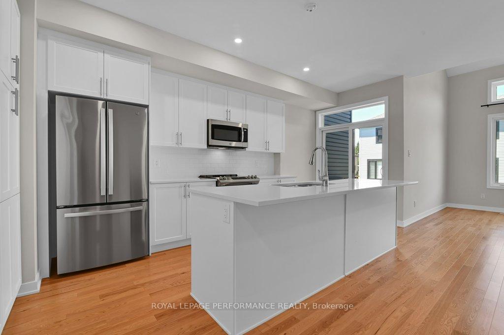 Photo 10 of 106 Wabikon Crescent, Ottawa, Blossom Park/Kemp Park/Findlay Creek — HOMEH