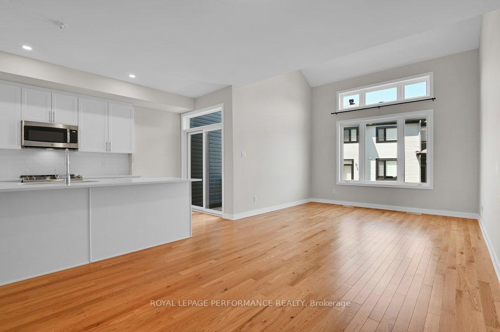 Photo 16 of 106 Wabikon Crescent, Ottawa, Blossom Park/Kemp Park/Findlay Creek — HOMEH