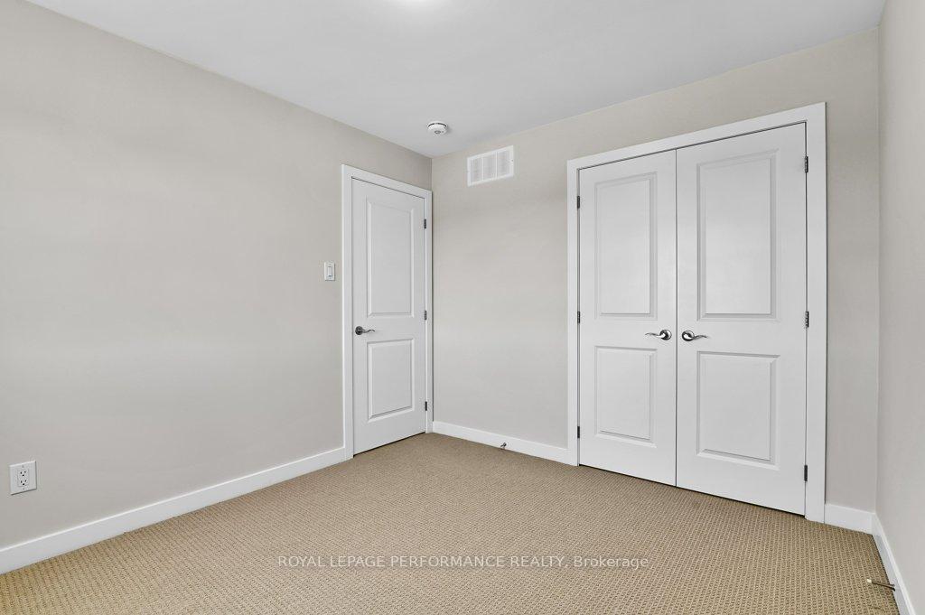 Photo 24 of 106 Wabikon Crescent, Ottawa, Blossom Park/Kemp Park/Findlay Creek — HOMEH