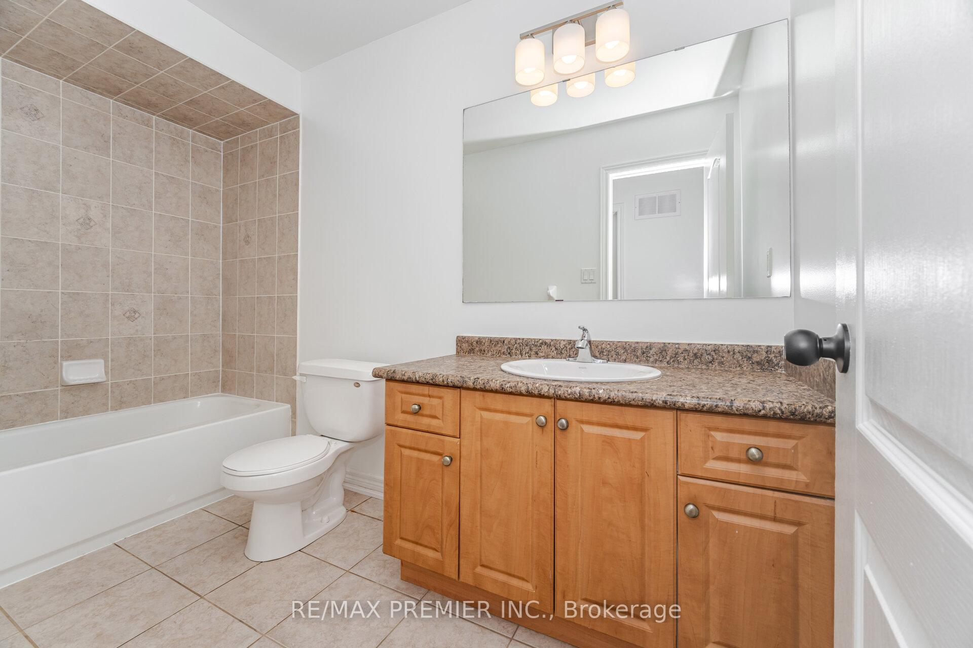 Photo 26 of 38 Ozner Crescent, Vaughan, Vellore Village — HOMEH