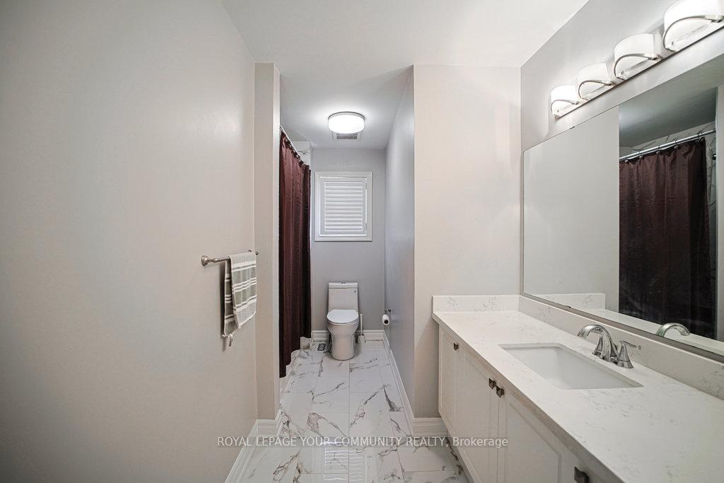 Photo 30 of 17 Sturgess Crescent, Whitby, Brooklin — HOMEH