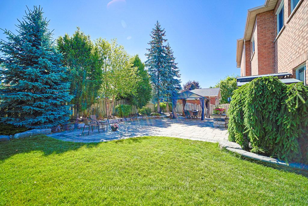 Photo 43 of 17 Sturgess Crescent, Whitby, Brooklin — HOMEH