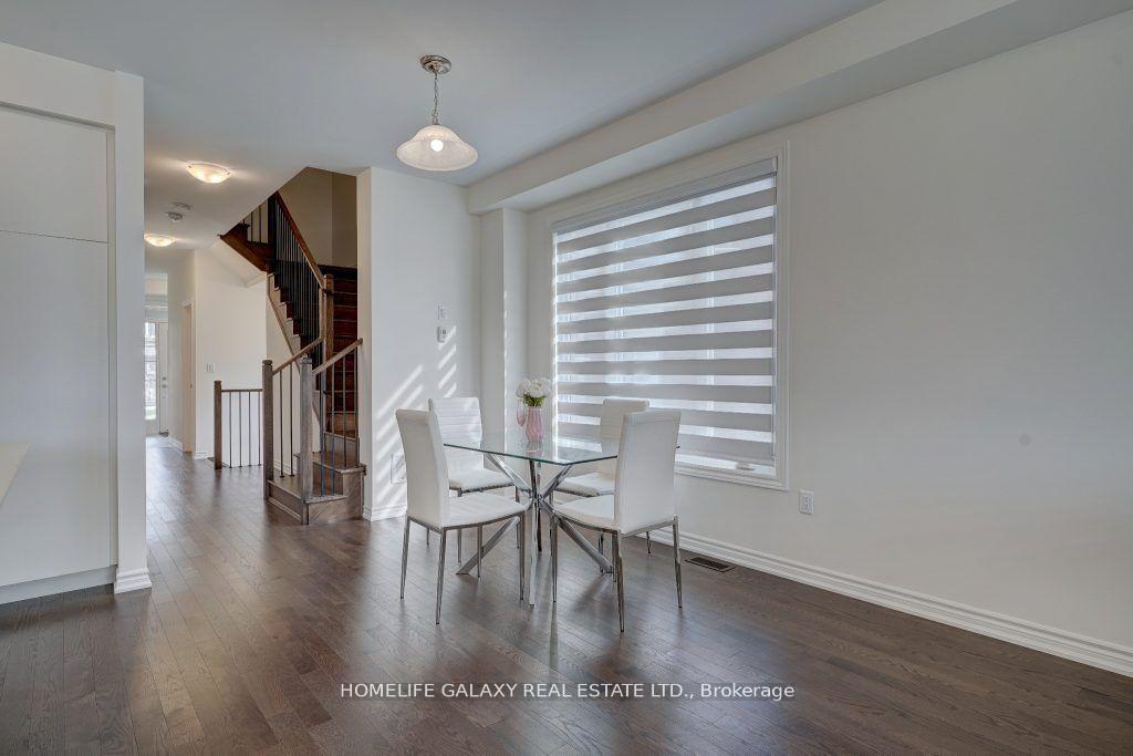 Photo 8 of 28 Velvet Drive, Whitby, Rural Whitby — HOMEH