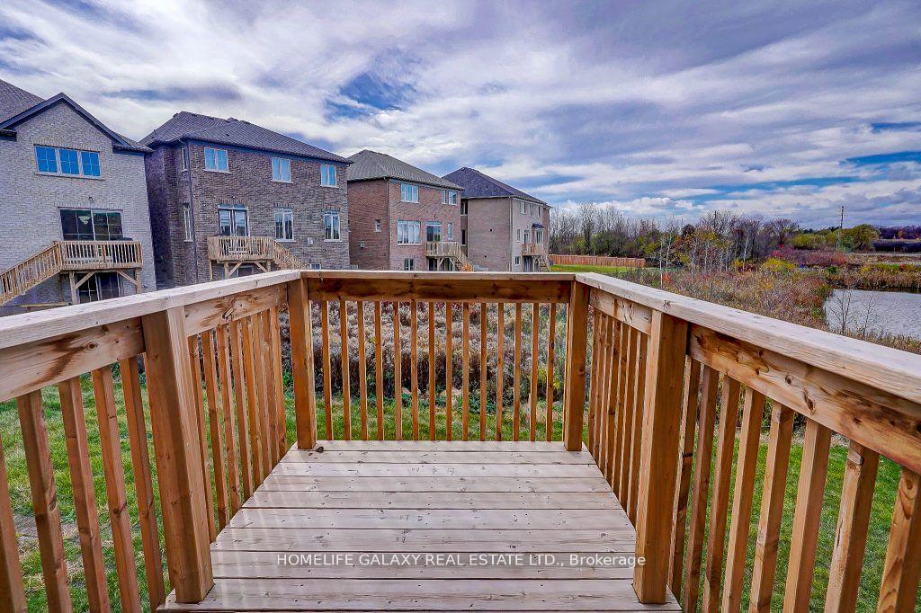 Photo 18 of 28 Velvet Drive, Whitby, Rural Whitby — HOMEH