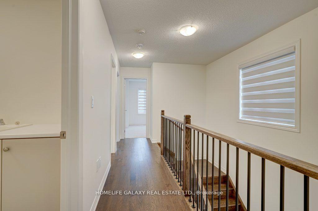Photo 19 of 28 Velvet Drive, Whitby, Rural Whitby — HOMEH