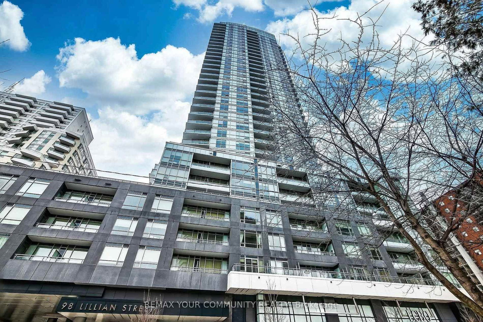 Photo 1 of Unit 2215, 98 Lillian St, Toronto, Mount Pleasant West — HOMEH
