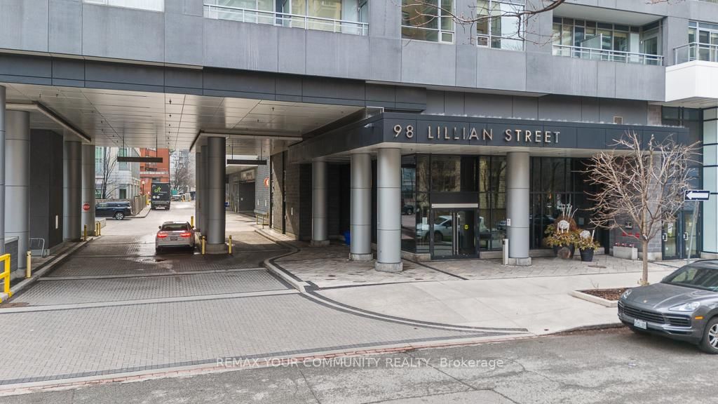 Photo 2 of Unit 2215, 98 Lillian St, Toronto, Mount Pleasant West — HOMEH