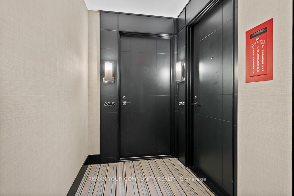 Photo 6 of Unit 2215, 98 Lillian St, Toronto, Mount Pleasant West — HOMEH