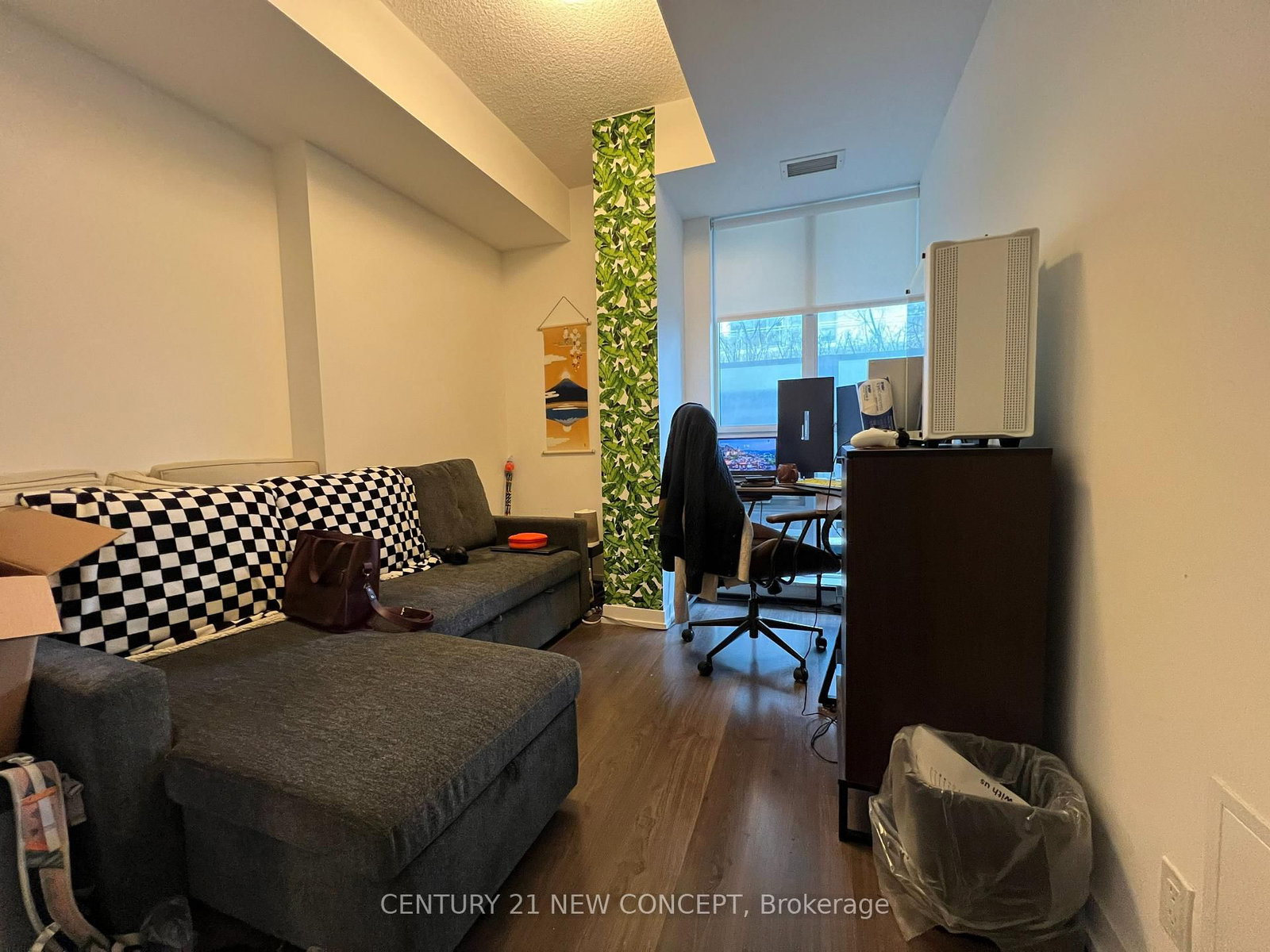 Photo 10 of Unit 812, 98 Lillian St, Toronto, Mount Pleasant West — HOMEH