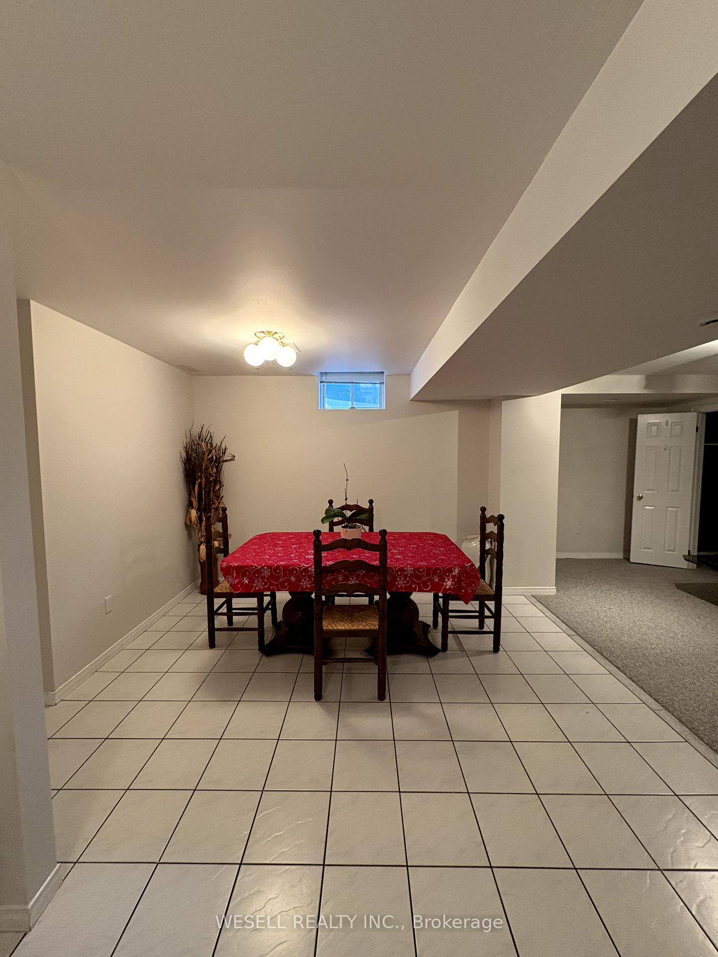 Photo 5 of Unit Bsmt, 93 Appian Way, Vaughan, Islington Woods — HOMEH