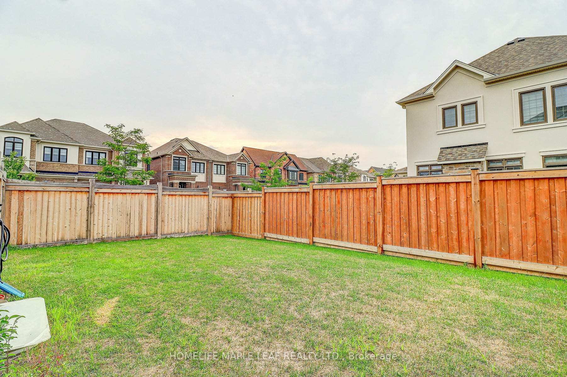 Photo 38 of 138 Laing Drive, Whitby, Rural Whitby — HOMEH