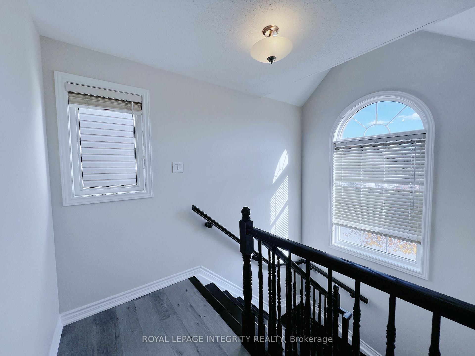 Photo 12 of 52 Sundragon Way, Ottawa, Barrhaven - Half Moon Bay — HOMEH