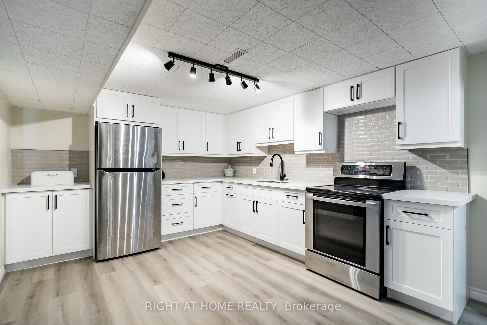 Photo 24 of 109 Crawforth Street, Whitby, Blue Grass Meadows — HOMEH