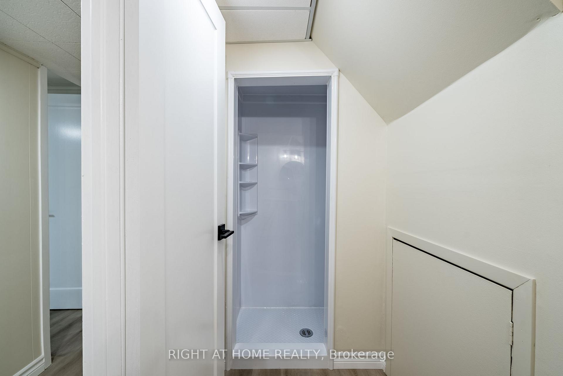 Photo 31 of 109 Crawforth Street, Whitby, Blue Grass Meadows — HOMEH