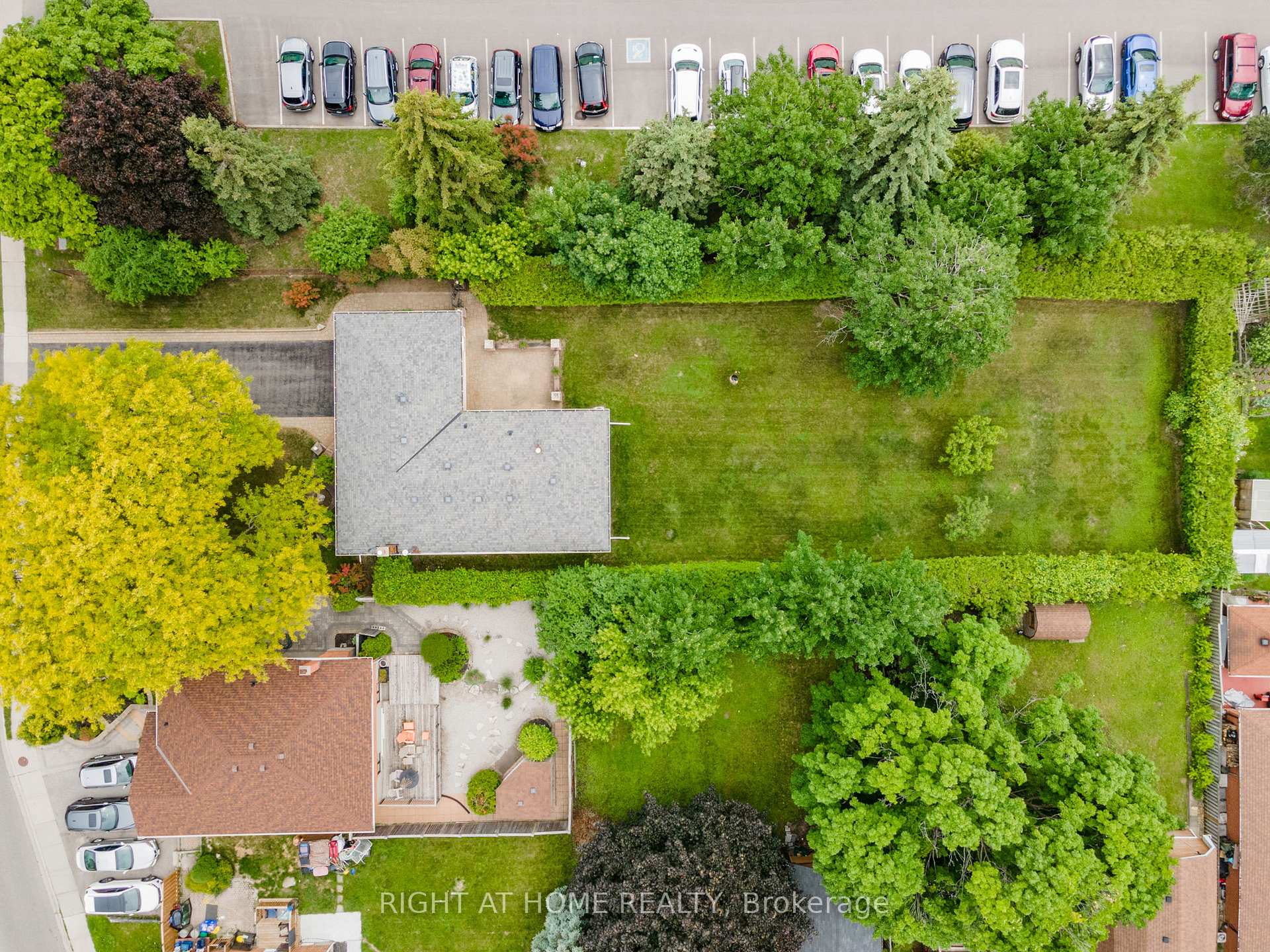 Photo 42 of 109 Crawforth Street, Whitby, Blue Grass Meadows — HOMEH