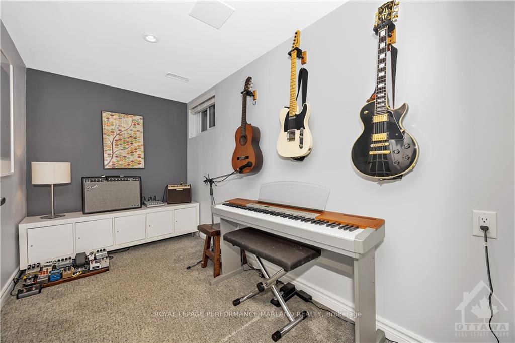 Photo 17 of 1245 Cheverton Avenue, Ottawa, Alta Vista — HOMEH