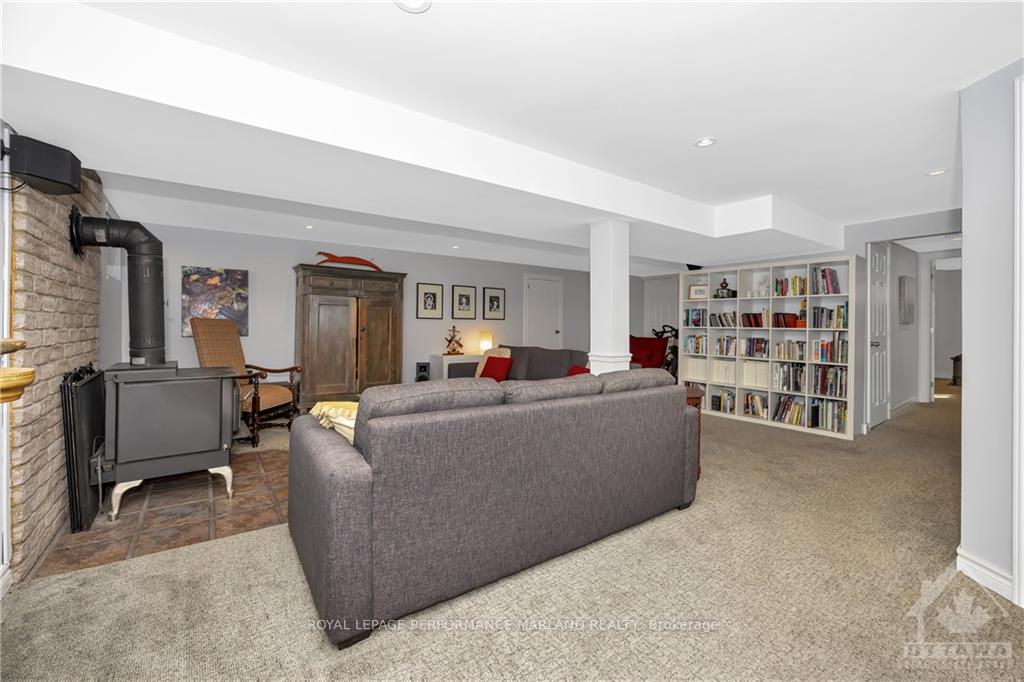 Photo 18 of 1245 Cheverton Avenue, Ottawa, Alta Vista — HOMEH