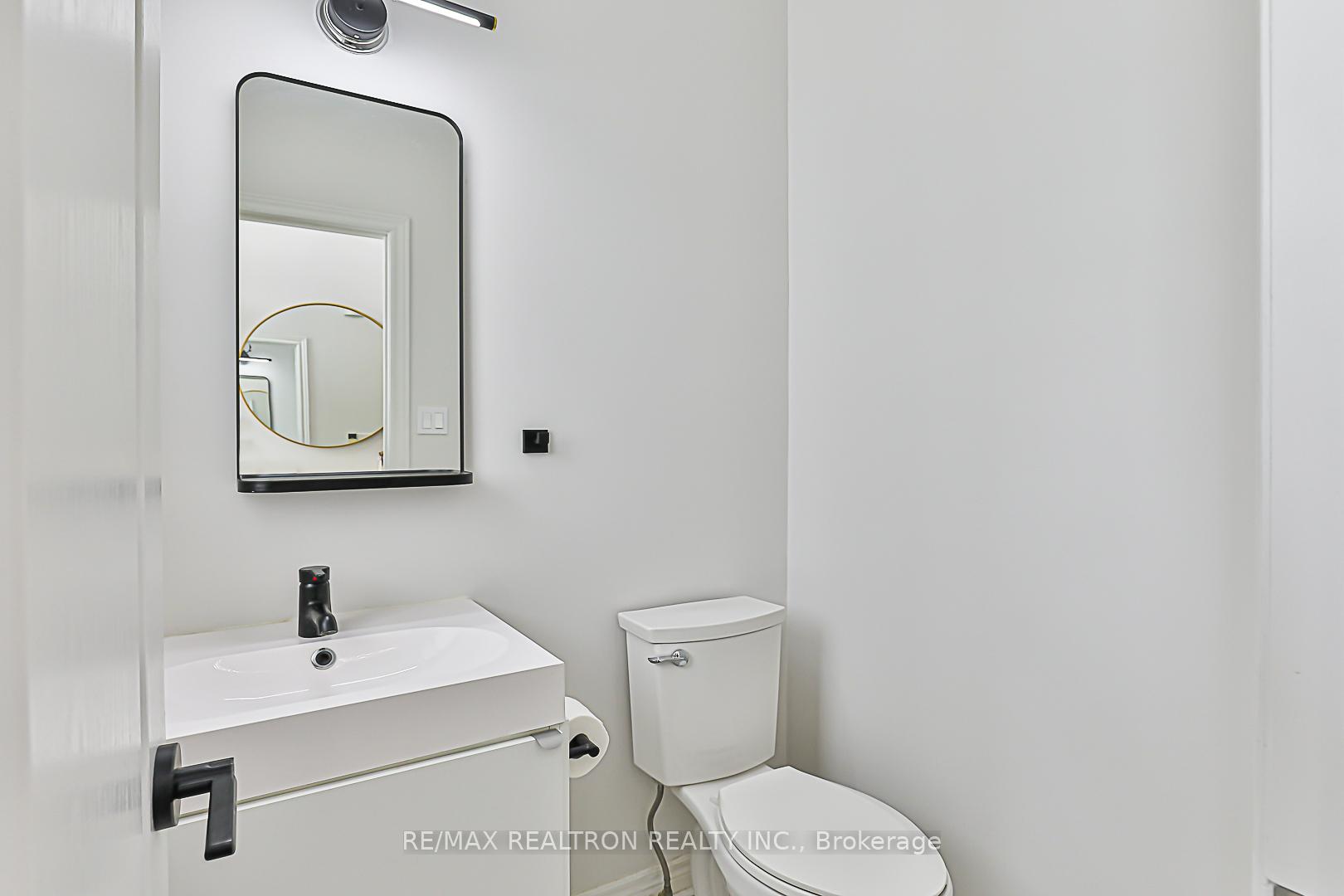 Photo 17 of 19 Boom Road, Vaughan, Vellore Village — HOMEH