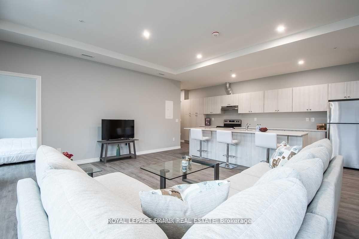 Photo 6 of Unit C1, 513 Dundas Street E, Whitby, Downtown Whitby — HOMEH