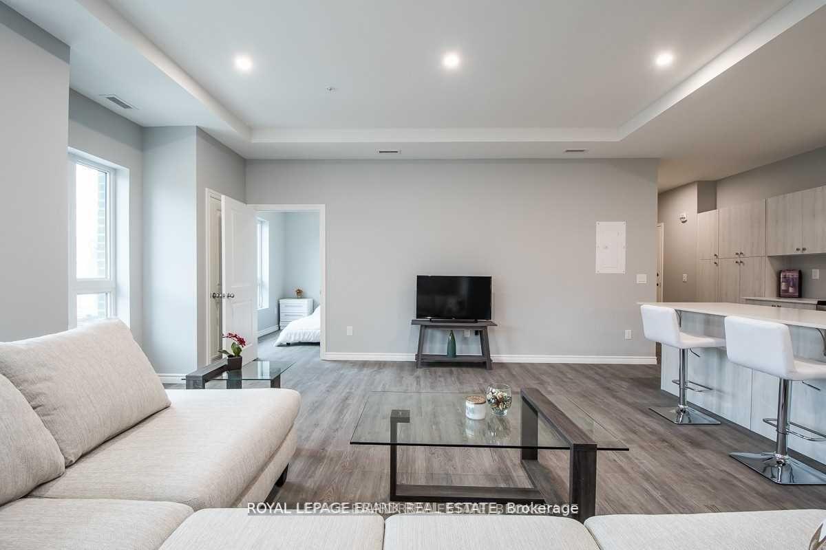 Photo 7 of Unit C1, 513 Dundas Street E, Whitby, Downtown Whitby — HOMEH