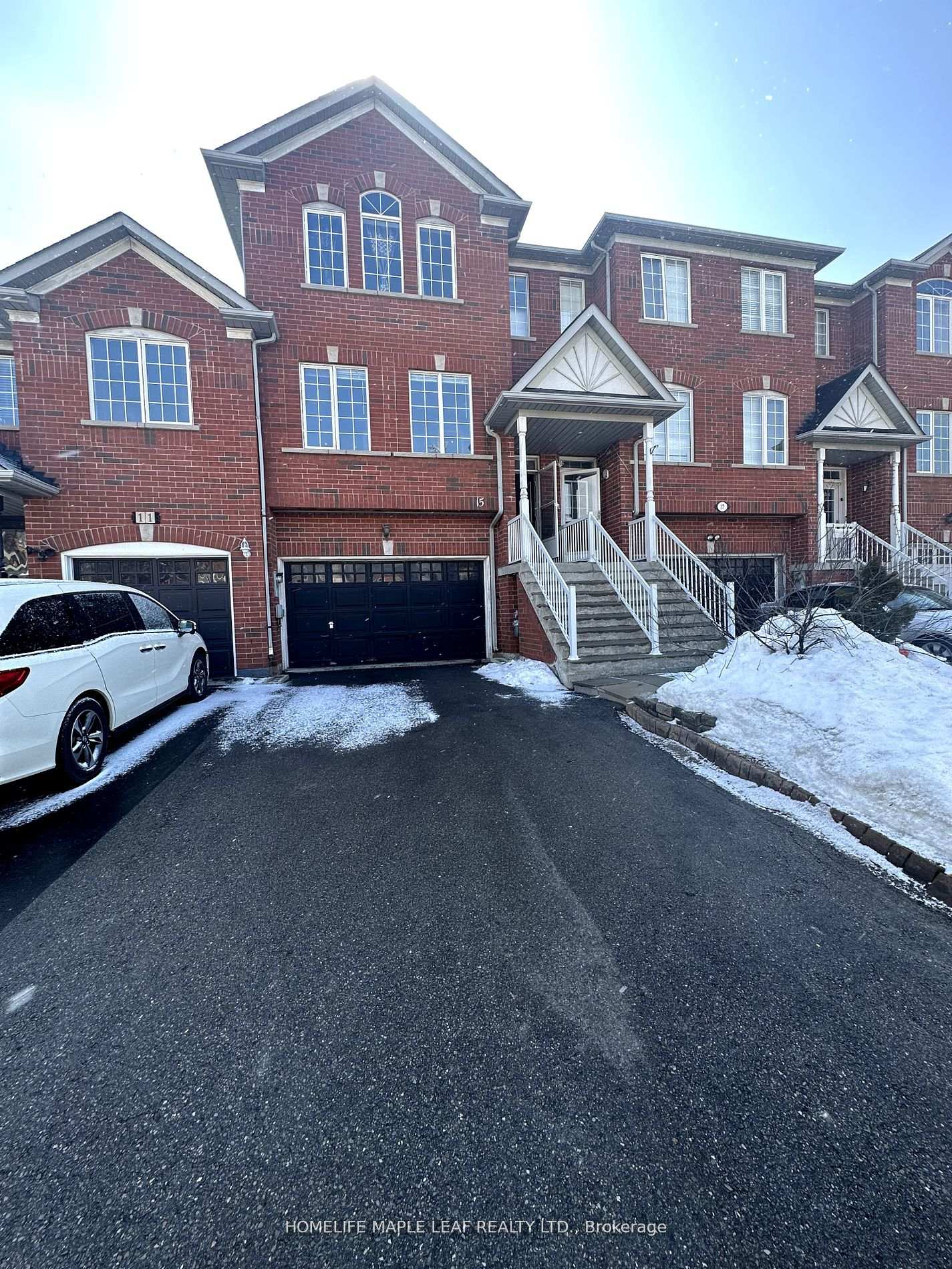 Photo 1 of 15 Pikake Court, Vaughan, Maple — HOMEH